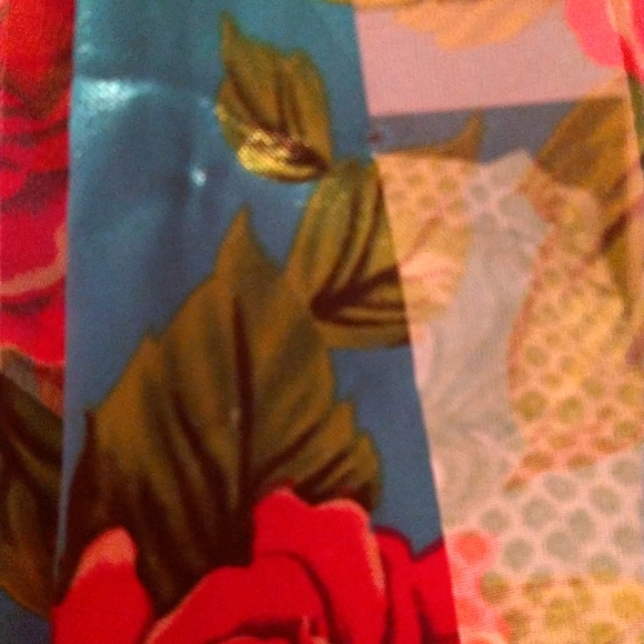 Scarf - Picture 2 of 2